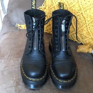 Sinclair platform Doc Martens
